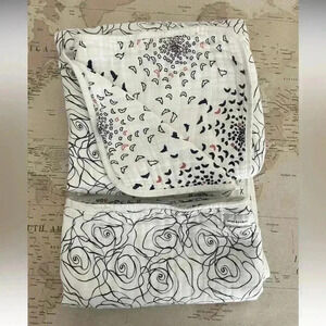 Bebe au Lait Muslin Blanket